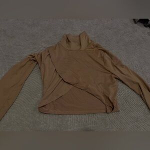 Juniors cropped long sleeve